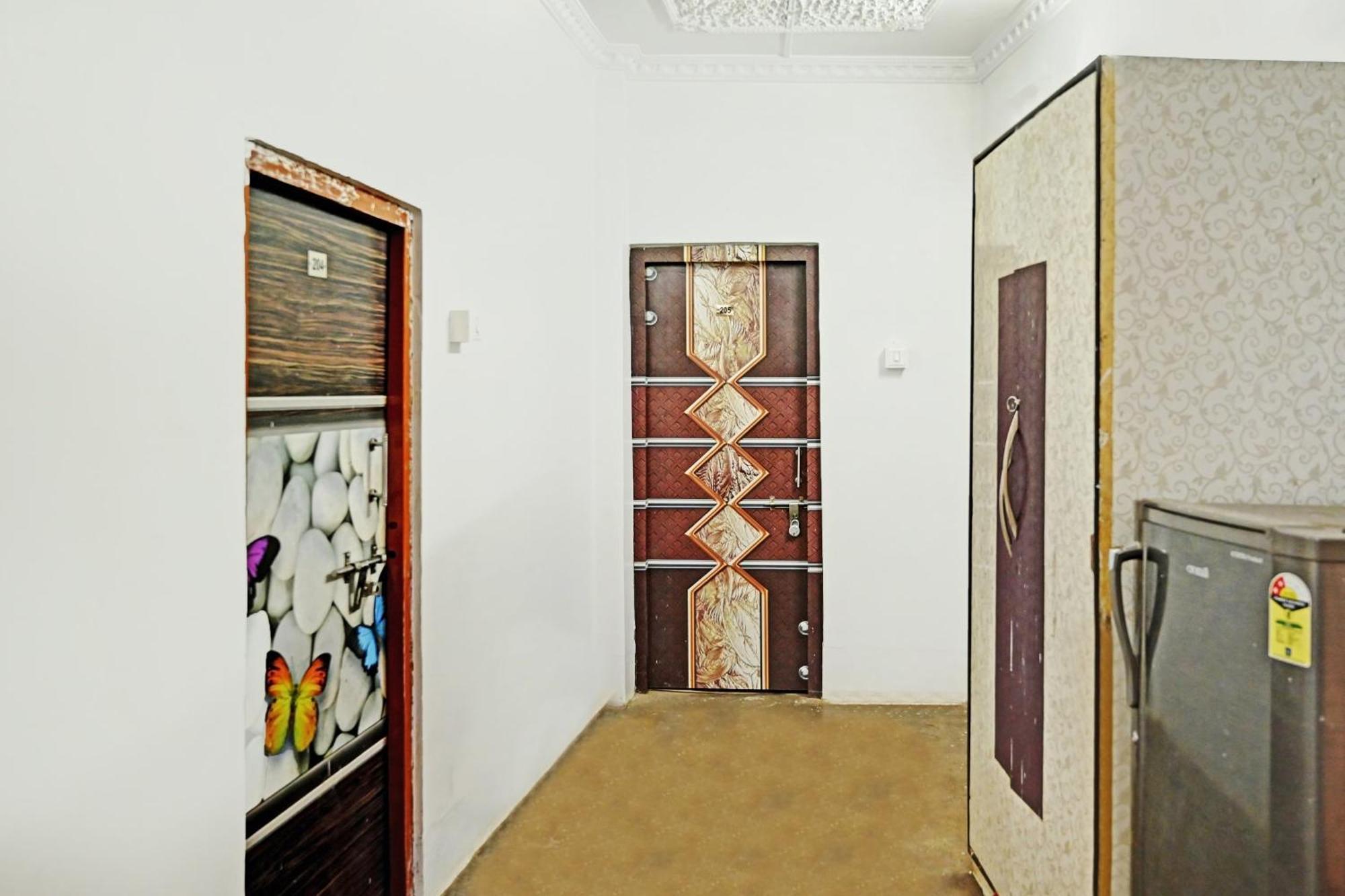 Hotel O Om Shanti Inn Calcutta Buitenkant foto